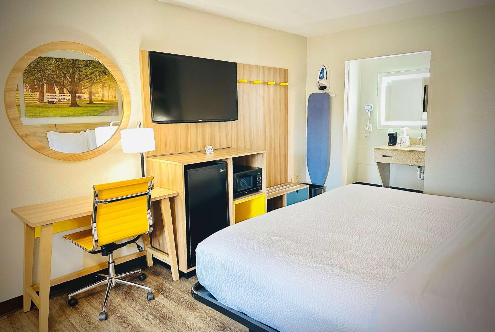 Days Inn By Wyndham Westend Alexandria,Va Washington Dc Area Екстер'єр фото