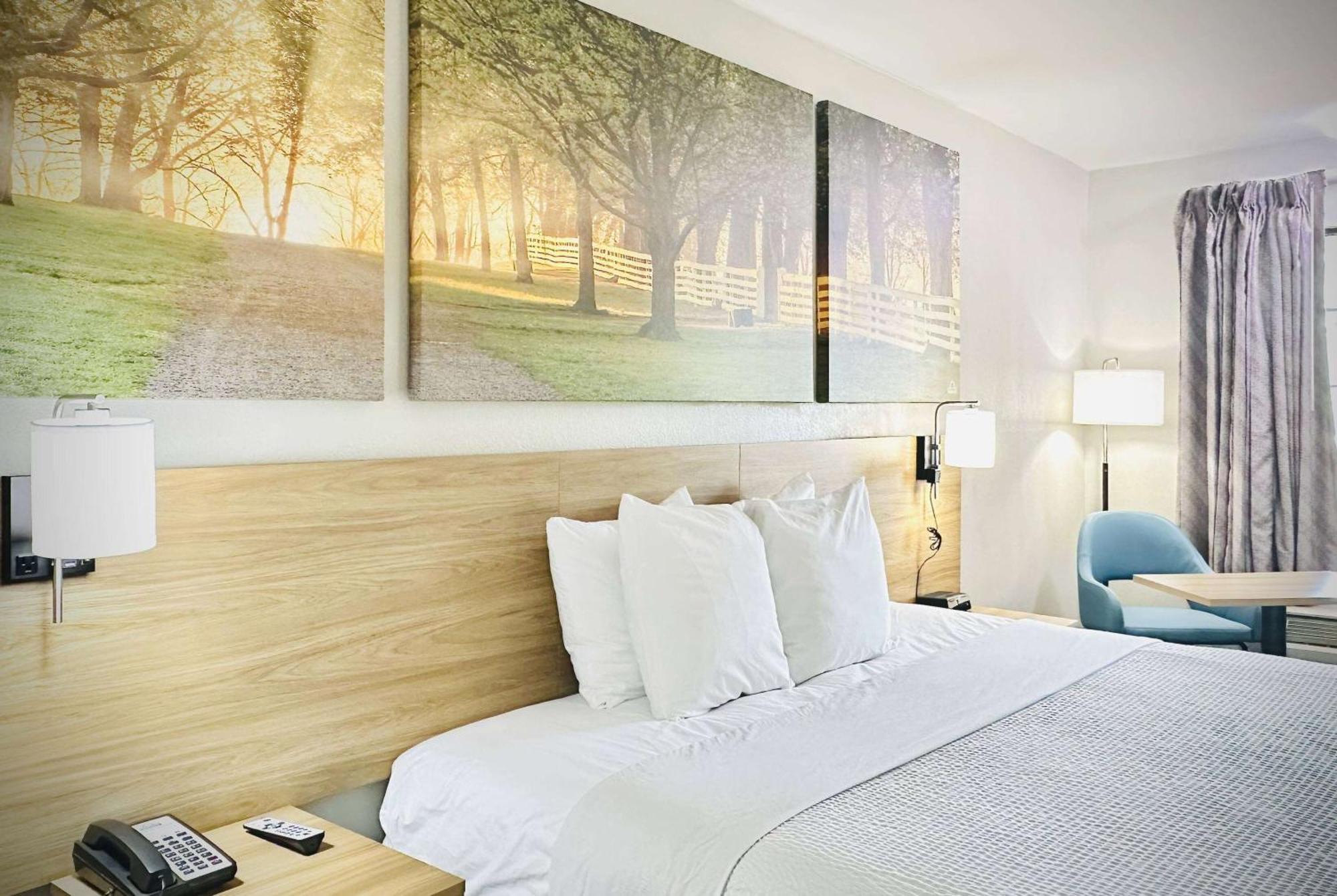 Days Inn By Wyndham Westend Alexandria,Va Washington Dc Area Екстер'єр фото