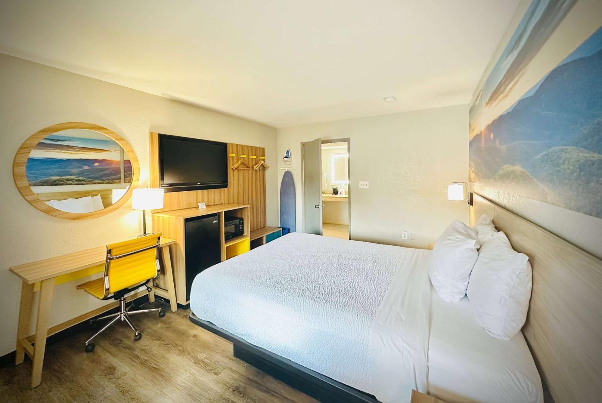 Days Inn By Wyndham Westend Alexandria,Va Washington Dc Area Екстер'єр фото