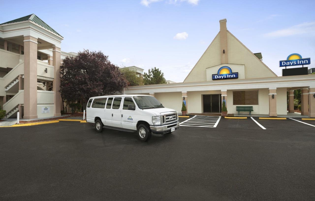 Days Inn By Wyndham Westend Alexandria,Va Washington Dc Area Екстер'єр фото